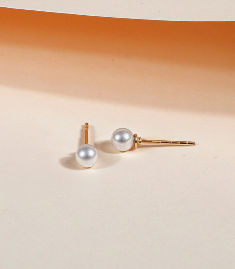 Petite pearl stud earrings