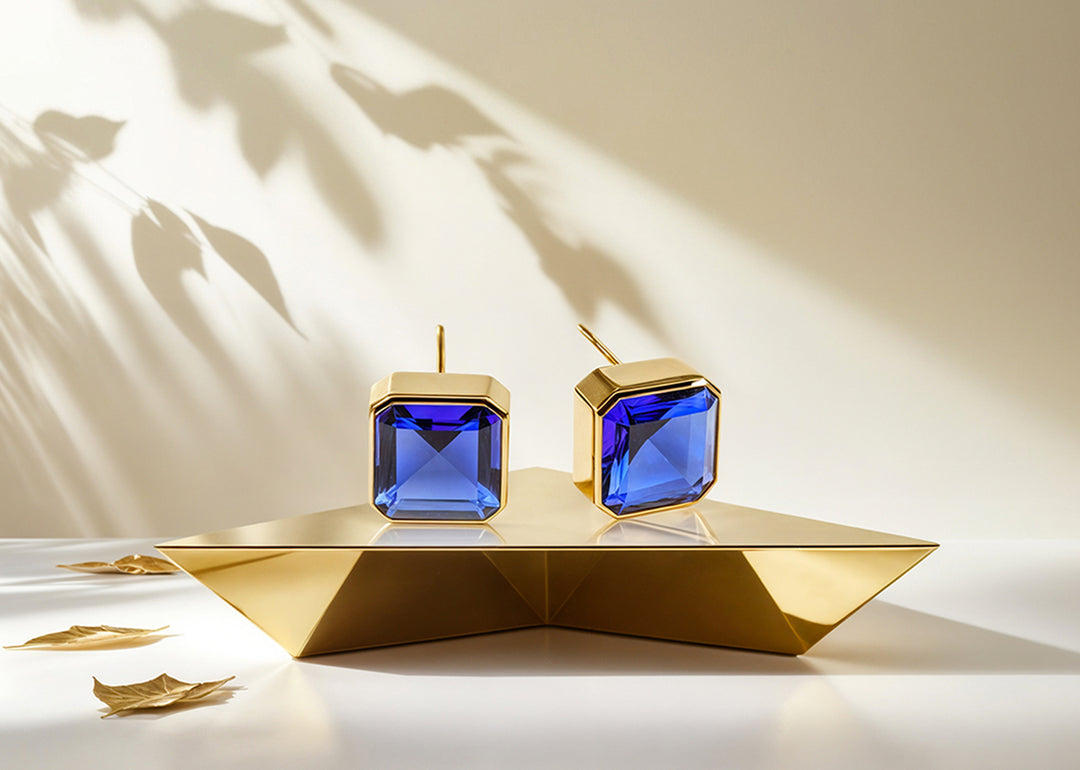 Bold Box Studs in Blue Sapphire