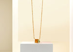 Load image into Gallery viewer, Citrine shine with green amythyst - Necklace
